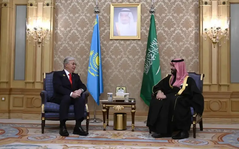 Kassym-Jomart Tokayev meets Crown Prince of Saudi Arabia