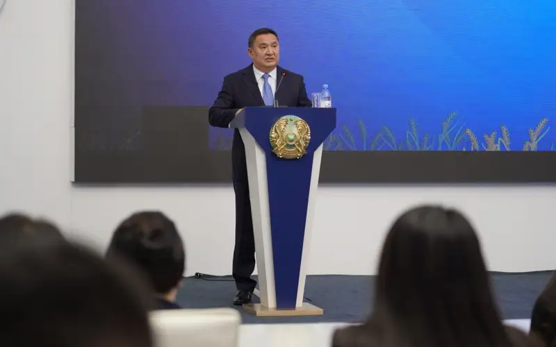 Марат Ахметжанов