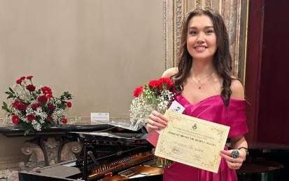 Айгерим Алтынбек Айгерим Алтынбек