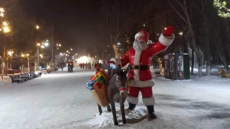20-метровые елки, МАФы и гирлянды — как и когда начнут украшать Караганду к Новому году