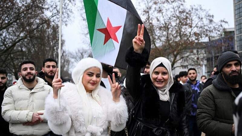 Сирийцы в Берлине празднуют падение режима Асада