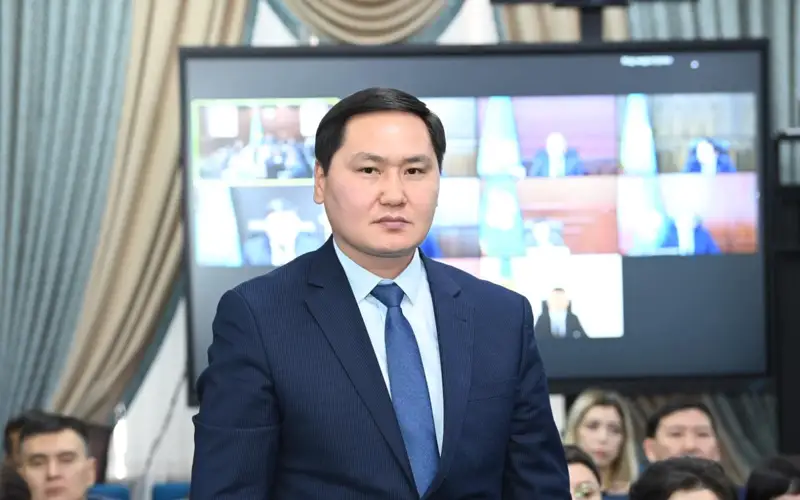 Бақтияр Артаев