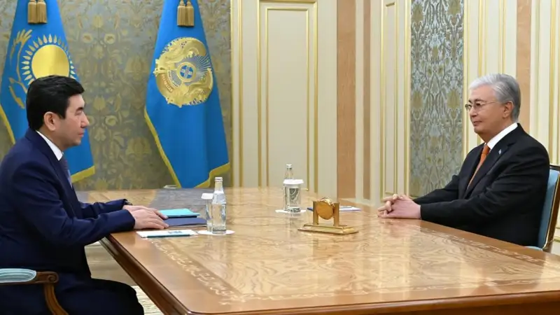 Глава государства принял Председателя Мажилиса Ерлана Кошанова