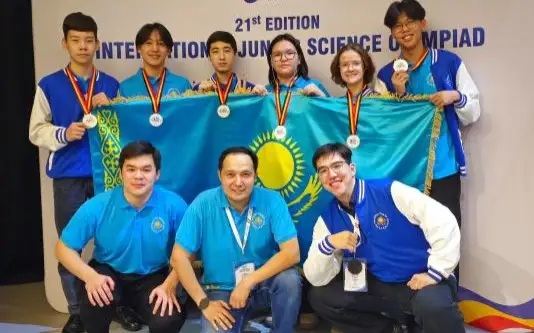 Kazakh schoolchildren claim 2 silver, 4 bronze medals at IJSO-2024