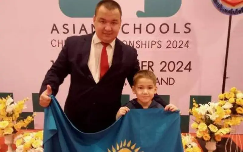 шахматтан Азия чемпионы