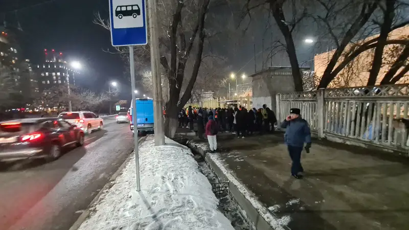 Ortalyq stadıon
