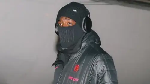 Челси Алматыға келді