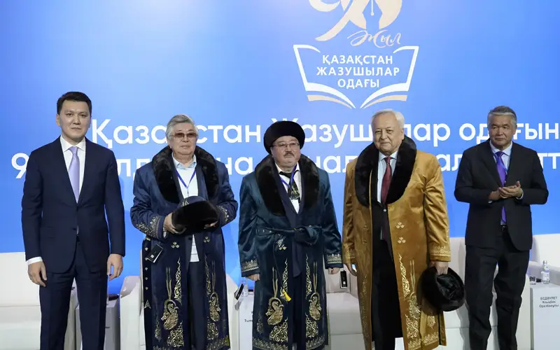 Мемлекет Жазушылар одағының жұмысына ерекше мән береді