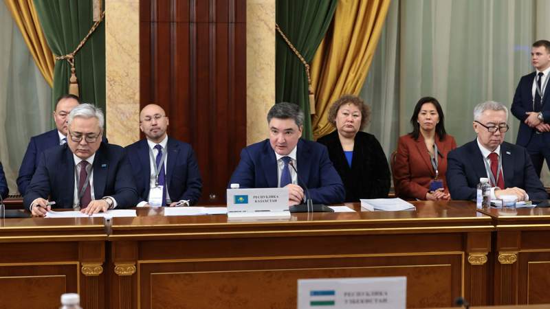 Премьер-министр Олжас Бектенов принял участие в заседании ЕМПС в Москве Премьер-министр Олжас Бектенов принял участие в заседании ЕМПС в Москве