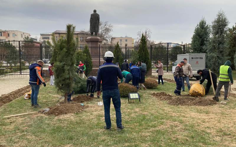 Táýelsizdik kúni qarsańynda Ózbekstandaǵy qazaqstandyqtar eko-aktsııa uıymdastyrdy