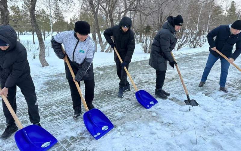 Новый челлендж в знак благодарности коммунальщикам запустили в Астане Новый челлендж в знак благодарности коммунальщикам запустили в Астане