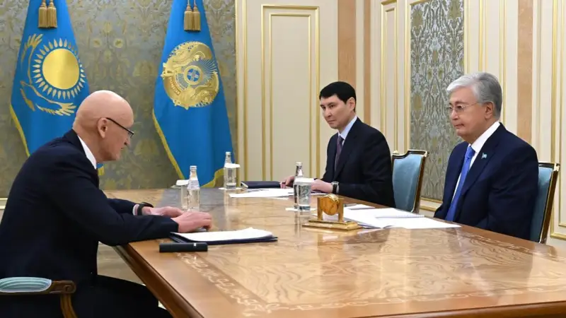 Президент принял председателя фонда «Қазақстан халқына» Болата Жамишева,