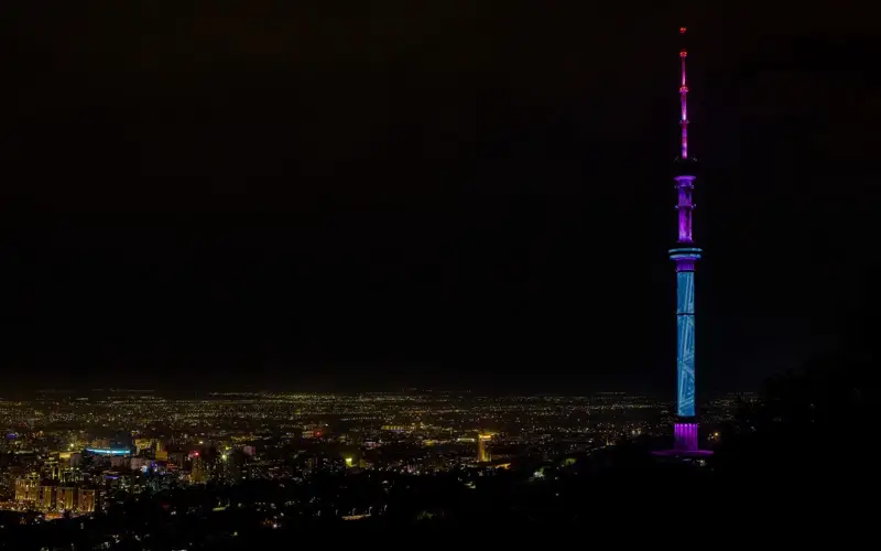 Телебашню Кок-Тобе осветят в День Конституции