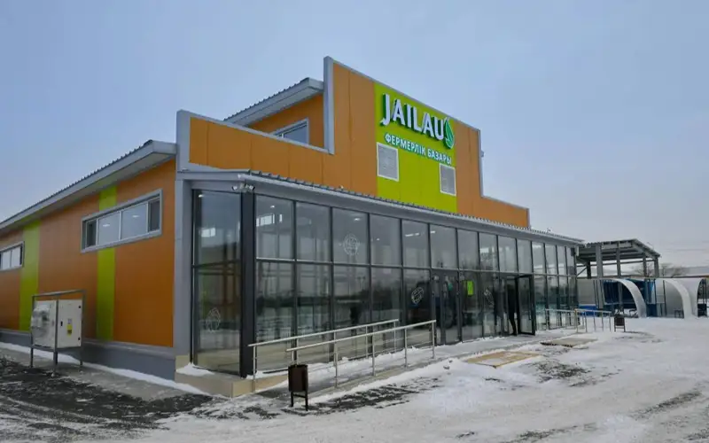 Pavlodarlyq fermerler sút, qııar jáne qyzanaqtyń baǵasyn ósirmeýge ýáde berdi