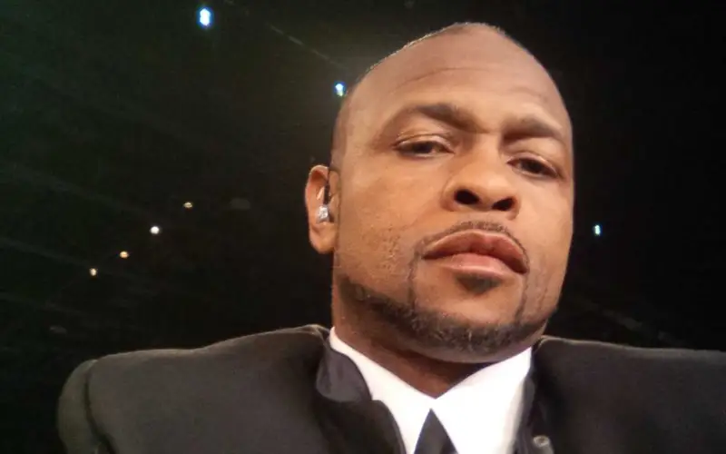 Боксер Рой Джонс исполнил рэп на открытии Чемпионата Казахстана по боксу в Караганде