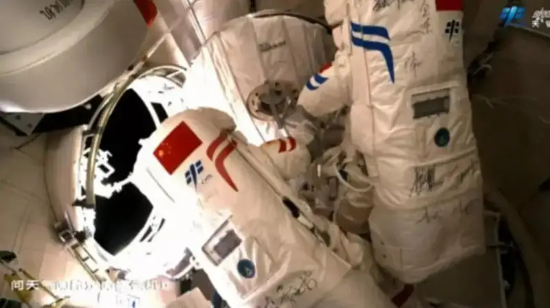 Shenzhou-19 crew completes record-breaking nine-hour spacewalk