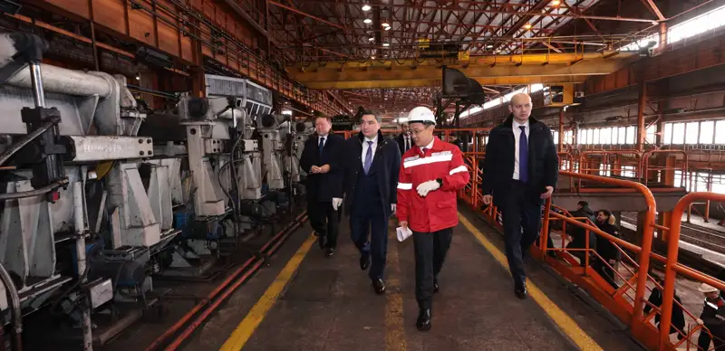 Олжас Бектенов на индустриальной зоне Костанайской области проверил исполнение поручений Президента по развитию промышленности 