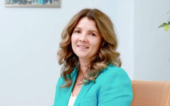 Olga Vladımırovna VÝROS Olga Vladımırovna VÝROS