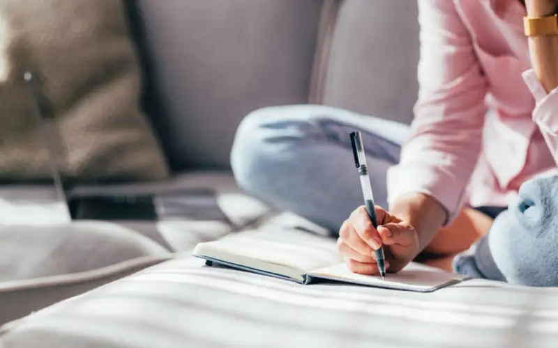 қолмен жазу