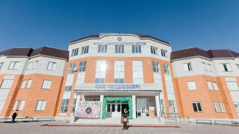 Sarmat áskerı mektebi