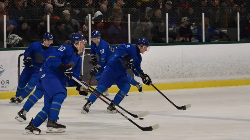 молодёжная команда Казахстана по хоккею