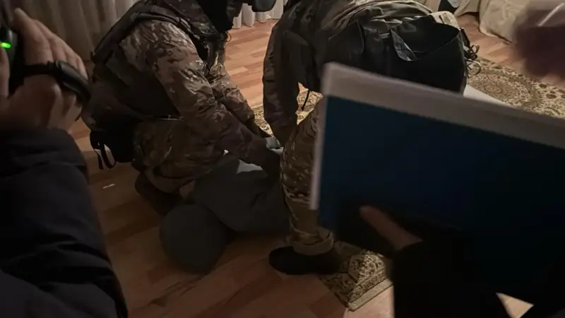 Акмолинца насильно удерживали, требуя миллион и машину