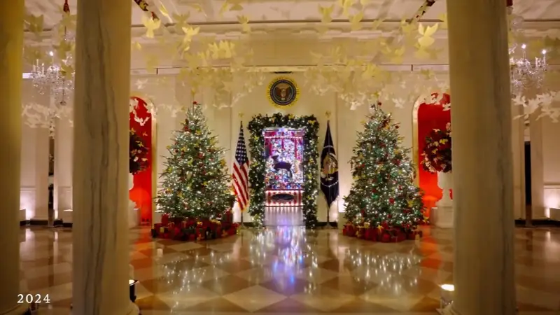 Уникальные кадры рождественского Белого дома выложила резиденция главы США