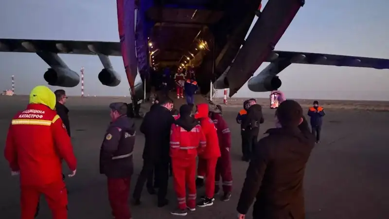  Маңғыстаулықтар ұшақ апатынан зардап шеккен 9 ресейлік азаматты Мәскеуге шығарып салды