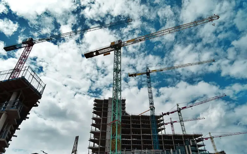 Новостройки с нарушениями и дефектами строили в Шымкенте