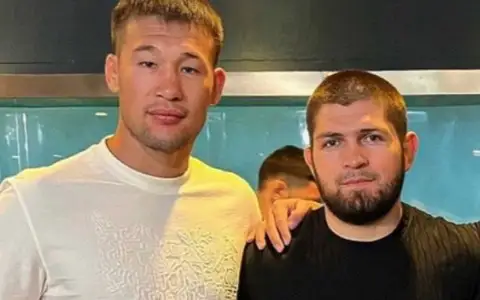 Habıb Nýrmagomedov pen Shavkat Rahmonov