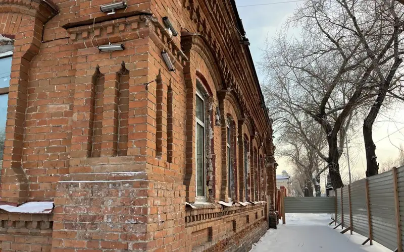 В Павлодаре реставрируют здание русско-азиатского внешнеторгового банка под присмотром ученых