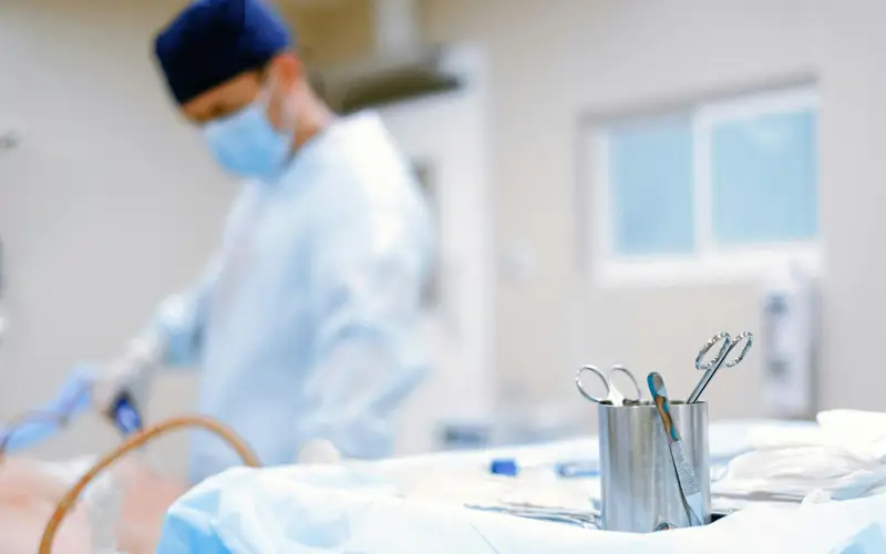 Хирурги Алматы провели сложную операцию по замене аорты