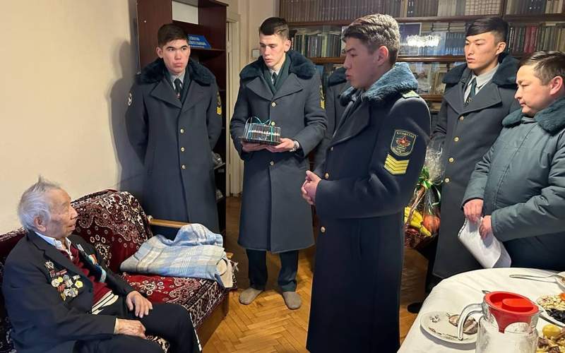 102-й день рождения отметил известный ученый в Алматы 102-й день рождения отметил известный ученый в Алматы