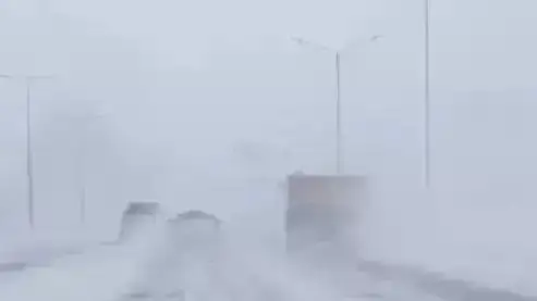 Ауа райына байланысты республикалық жолдарда көлік қозғалысы шектелді