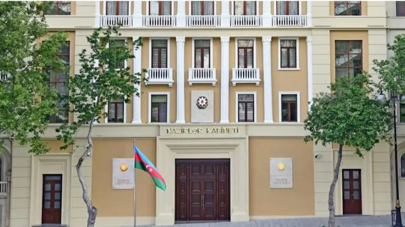 Азербайджан ужесточает правила пребывания для граждан РФ