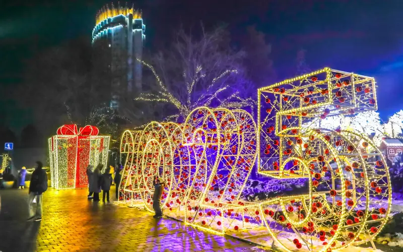 Алматы жаңа жылдық безендіруі