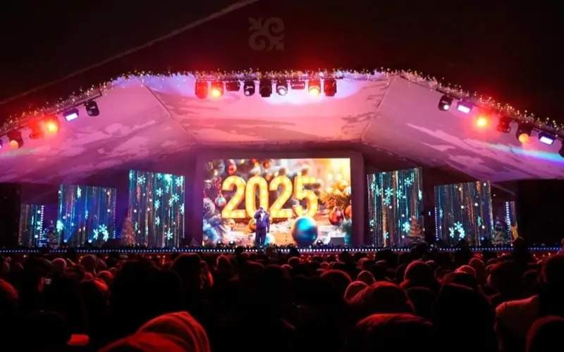 Astana welcomes New Year 2025 with spectacular fireworks display