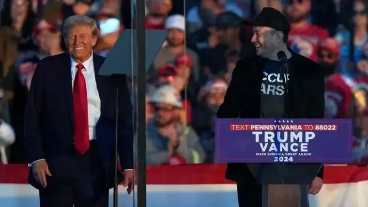 Илон Маск сайлау күнінен бері Трамптың резиденциясында тұрып жатыр