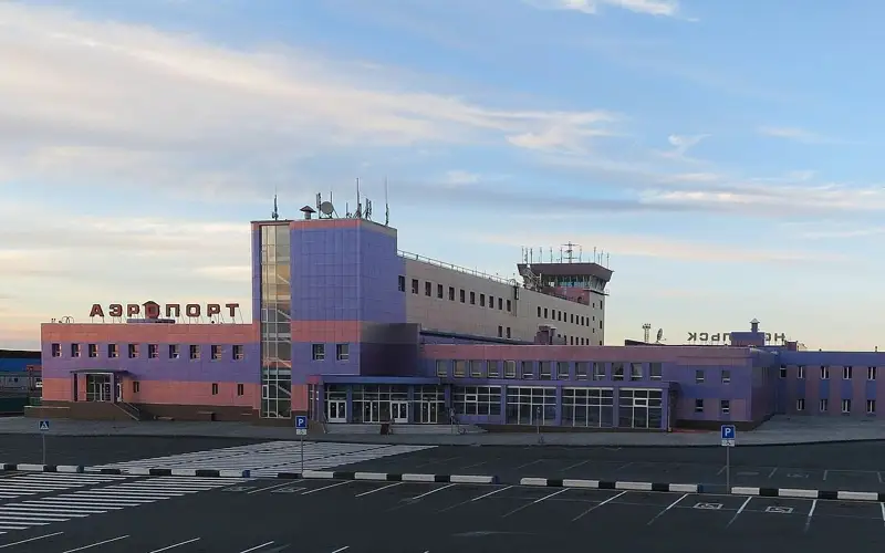 Самолет выкатился за пределы полосы при посадке в аэропорту Норильска