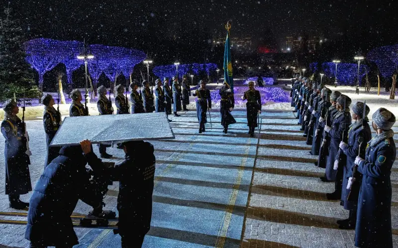 Президент құттықтауынан кейінгі Жаңажылдық бейнебаян қалай түсірілді