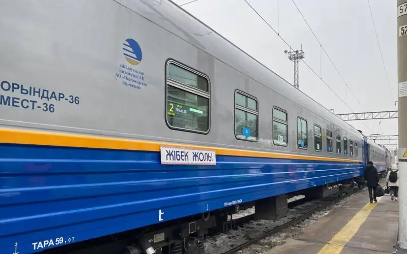 Поезд Jibek joly отправился в очередной рейс между Казахстаном и Узбекистаном