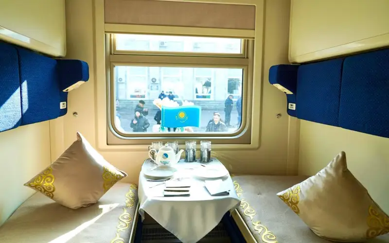 Jibek Joly туристік пойызы бұл жолы Қазақстан мен Өзбекстанның екі қаласына тоқталады