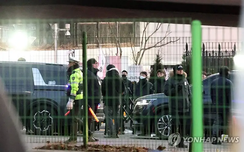 Военные препятствуют аресту президента Южной Кореи