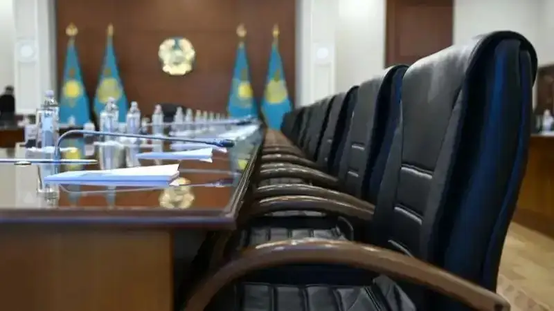 Qoǵam Úkimettiń jumysyna joǵary talap qoıady — Prezıdent
