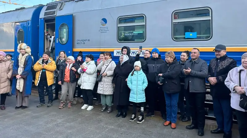 Jibek joly пойызы