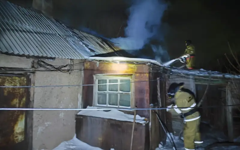 Более 80 раз вызывали спасателей в Карагандинской области за прошедшие выходные