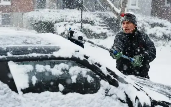 Winter storm brings heavy snow and freezing temps across U.S.