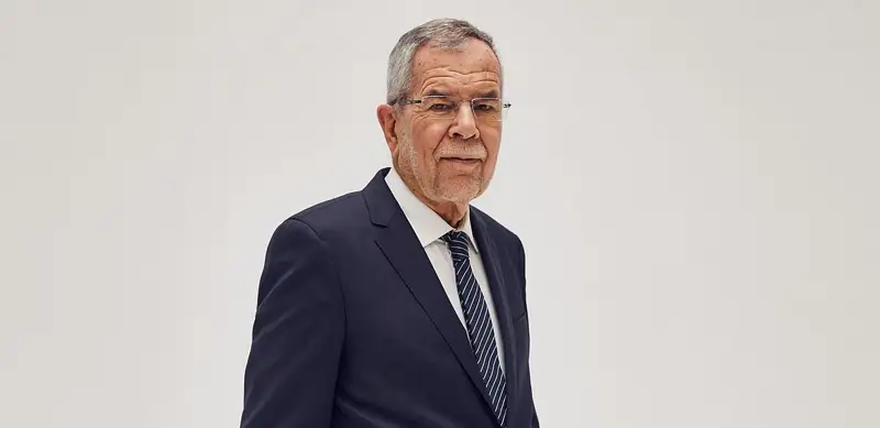 Александр Ван дер Беллен