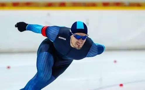 Konkımen júgirý sportynan Qazaqstan quramasynyń bas bapkeri Aleksandr Klenkomen bolǵan jaǵdaıdy túsindirdi
