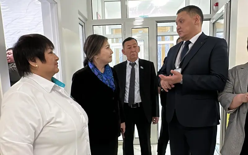 Гульдара Нурумова посетила врачебную амбулаторию